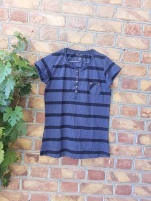 تیشرت راه راه آبی سورمه ای