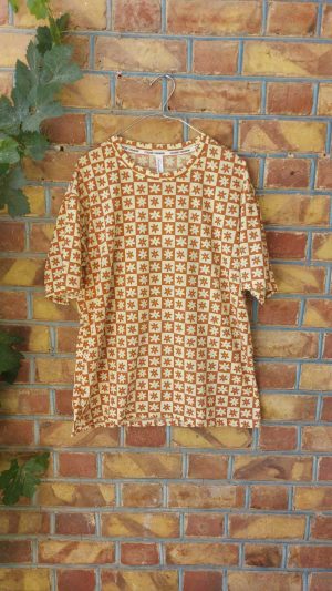 تیشرت چهارخونه