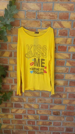 تیشرت آستین بلند زرد